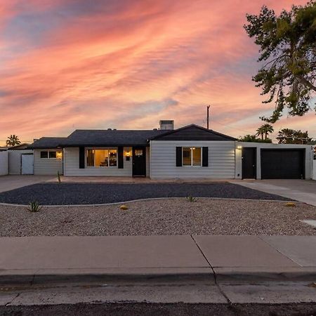 New Midtown Modern Studio With Backyard Финикс Екстериор снимка