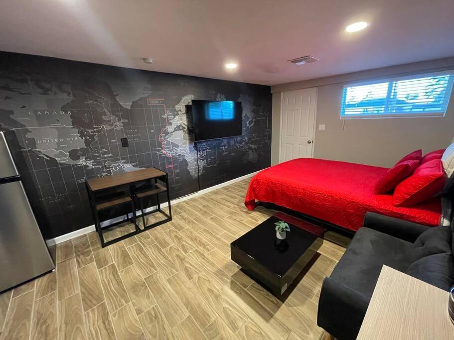 New Midtown Modern Studio With Backyard Финикс Екстериор снимка